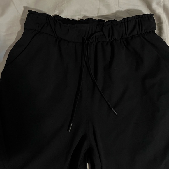 ⭐️BRAND NEW⭐️ Lululemon Stretch High-Rise 7/8 Pant - Picture 3 of 5